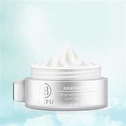 廣州睿晞 以完善售后服務(wù)體系鑄造輝煌，引領(lǐng)互聯(lián)網(wǎng)化妝品銷售新標(biāo)桿